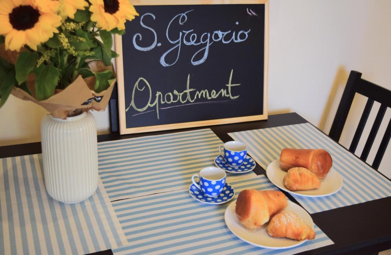 San Gregorio Apartment Наполи Екстериор снимка